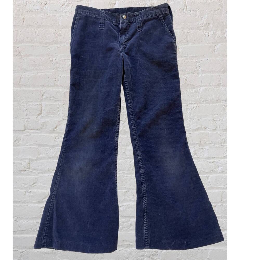 70's! Vintage Wrangler Bell Bottom Corduroys! Blue, Lower rise,‎ Junior size 9
